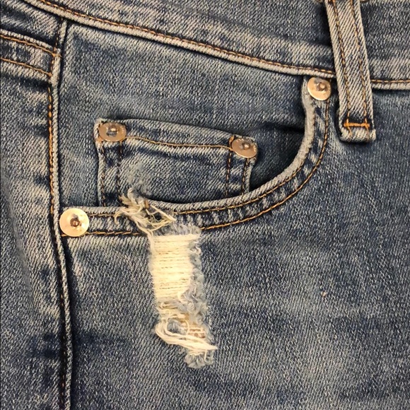 Rag & Bone Distressed Skinny Jean Everton Wash - Picture 4 of 8